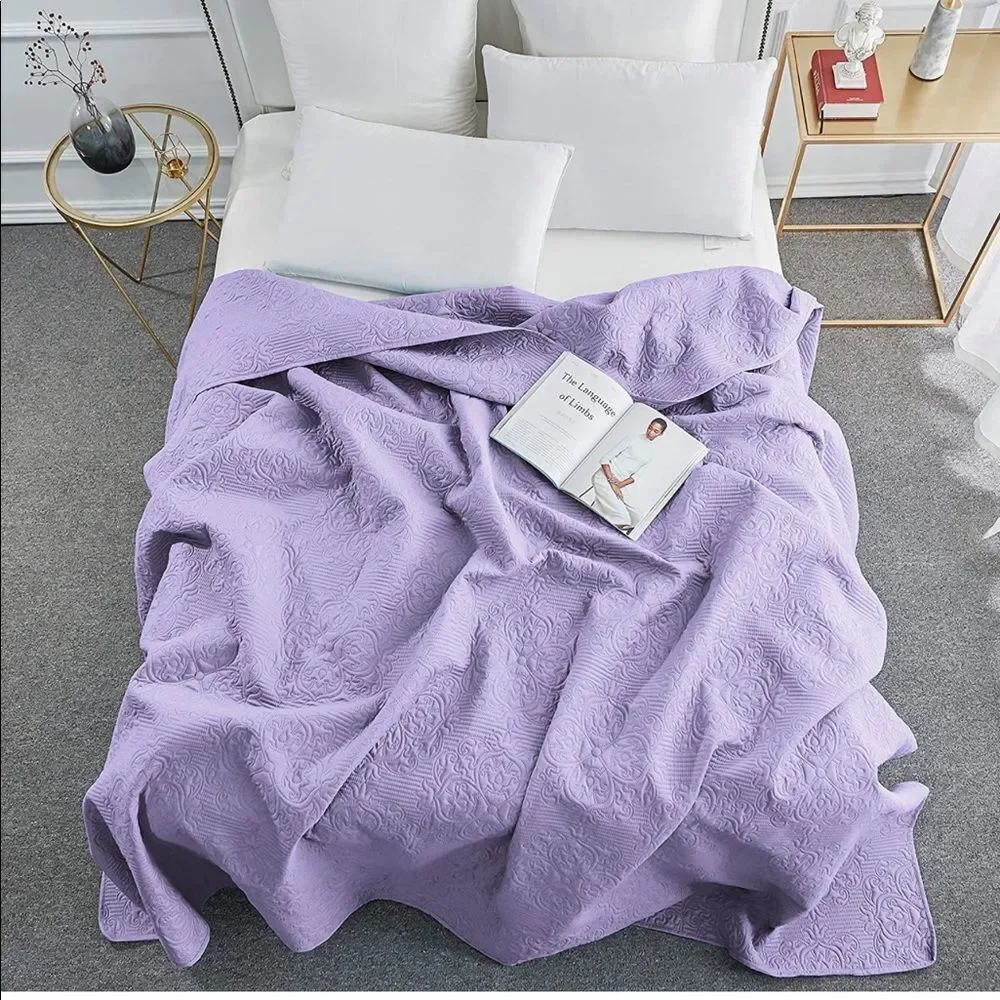 Bed Quilt Bedspread Coverlet - Reversible, Lightweight - King Size, Lt Purple